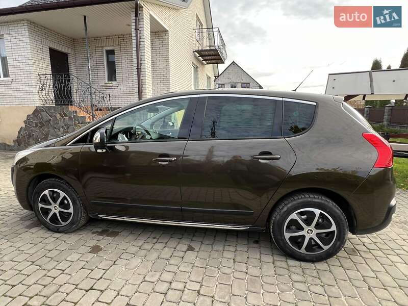 Внедорожник / Кроссовер Peugeot 3008 2010 в Шацке