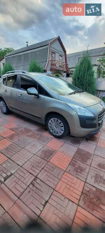 Внедорожник / Кроссовер Peugeot 3008 2011 в Днепре