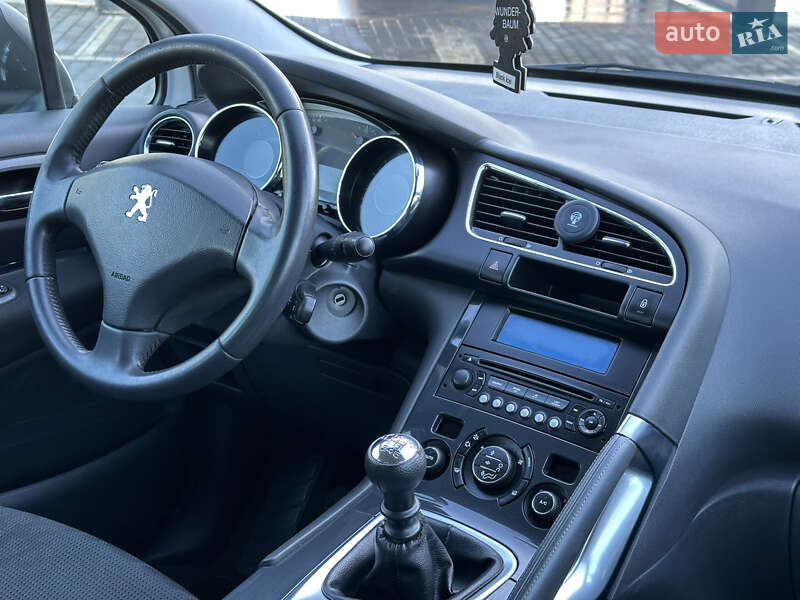 Внедорожник / Кроссовер Peugeot 3008 2011 в Звягеле фото 7 Внедорожник / Кроссовер Peugeot 3008 2011 в Звягеле