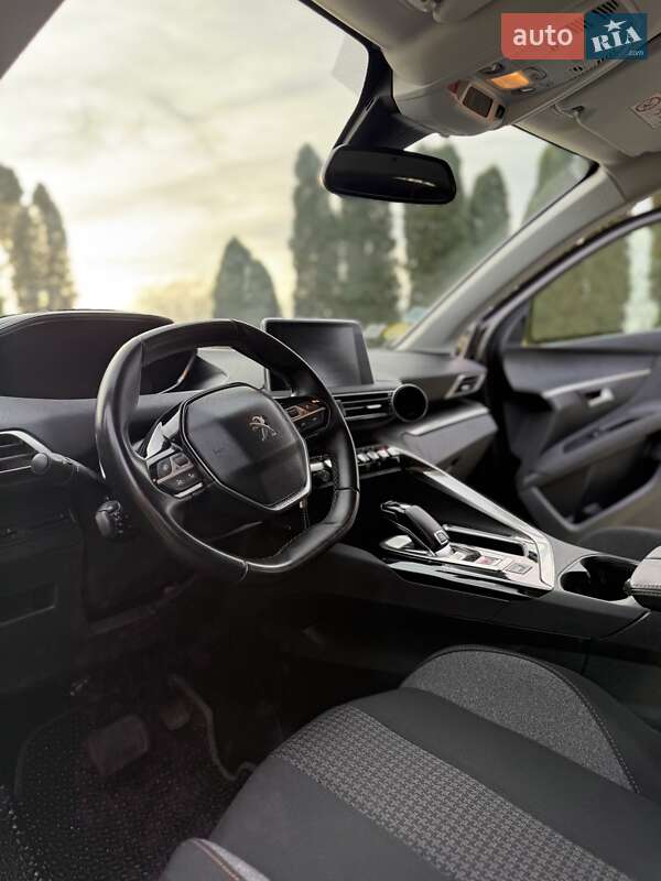 Внедорожник / Кроссовер Peugeot 3008 2019 в Дубно