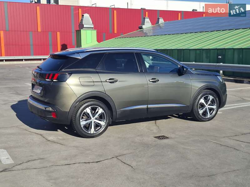 Позашляховик / Кросовер Peugeot 3008 2020 в Києві