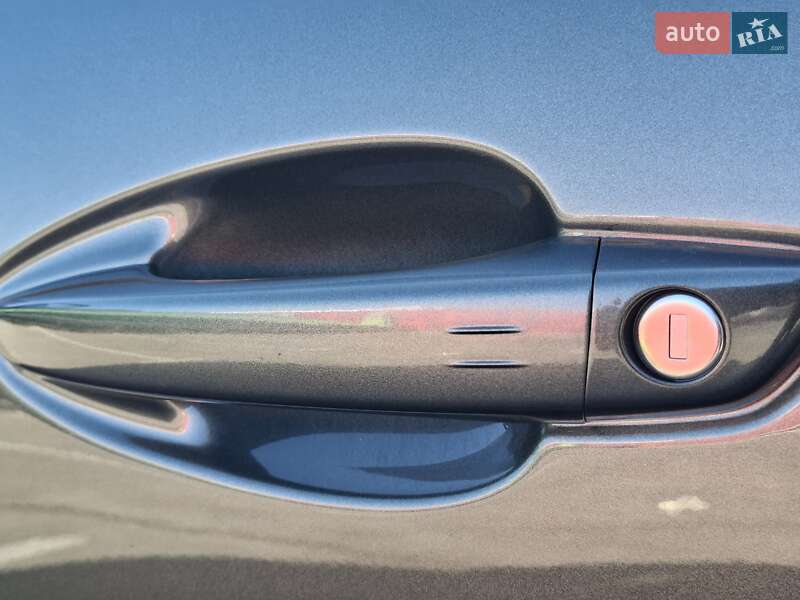 Позашляховик / Кросовер Peugeot 3008 2020 в Києві