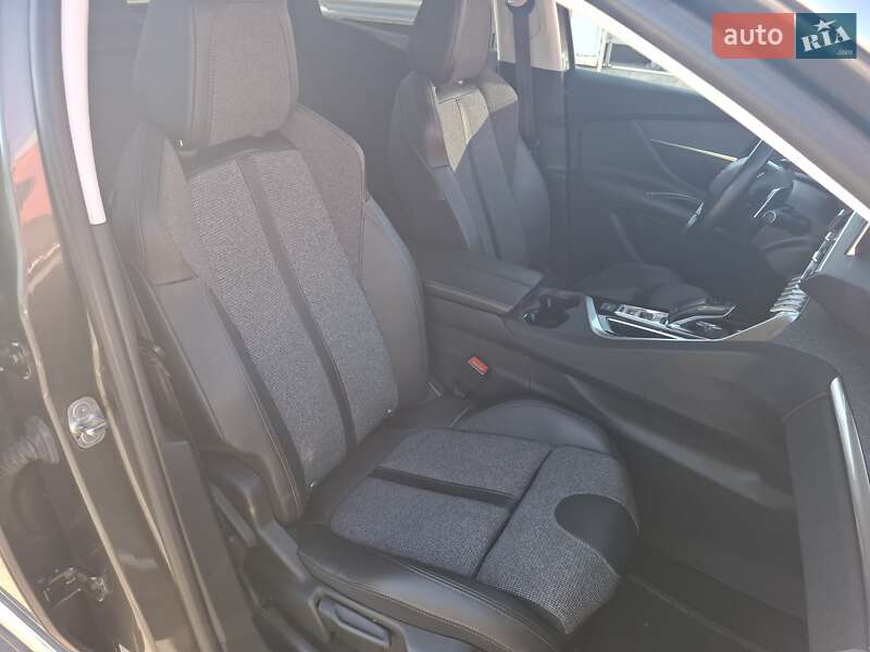 Позашляховик / Кросовер Peugeot 3008 2020 в Києві