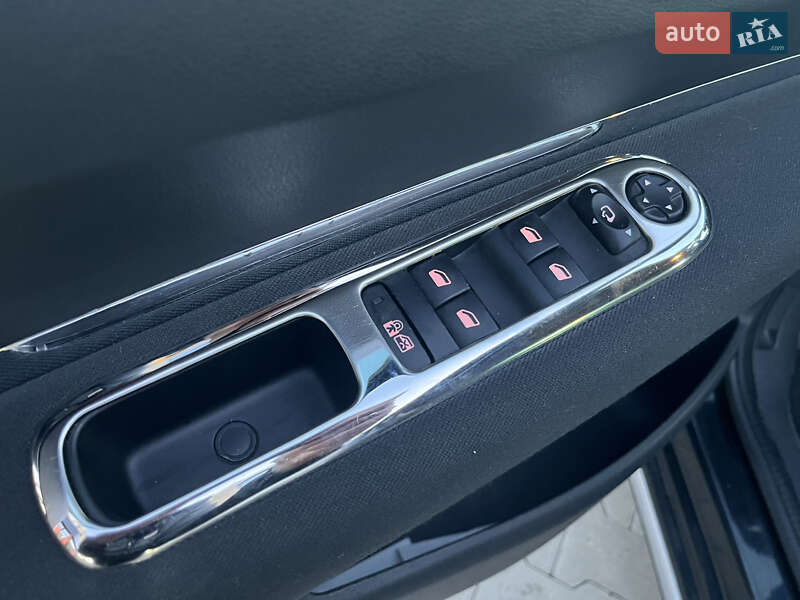 Внедорожник / Кроссовер Peugeot 3008 2014 в Луцке