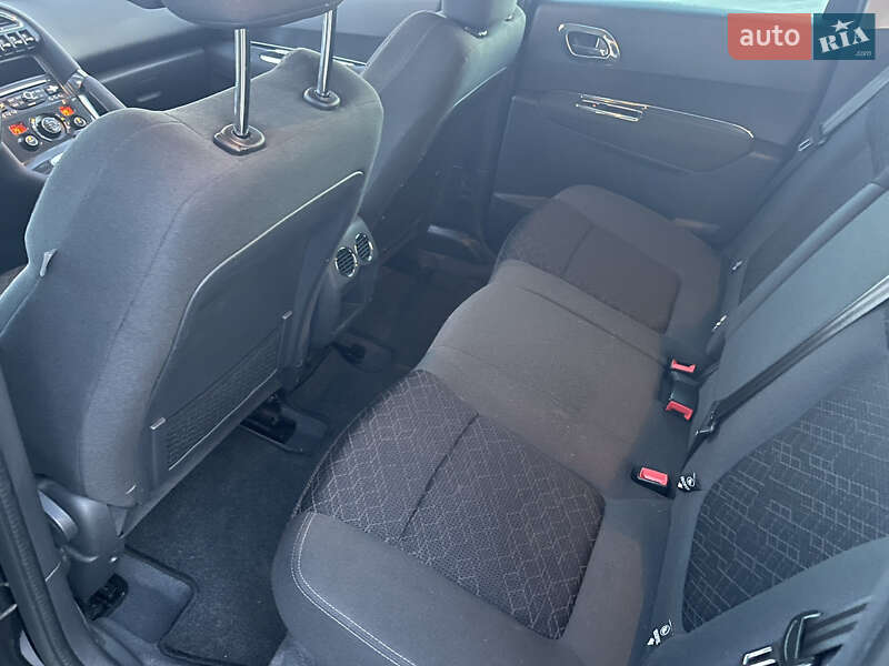 Внедорожник / Кроссовер Peugeot 3008 2014 в Луцке