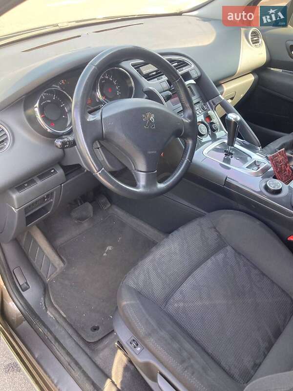 Внедорожник / Кроссовер Peugeot 3008 2011 в Киеве