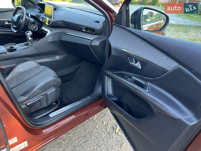 Позашляховик / Кросовер Peugeot 3008 2017 в Самборі