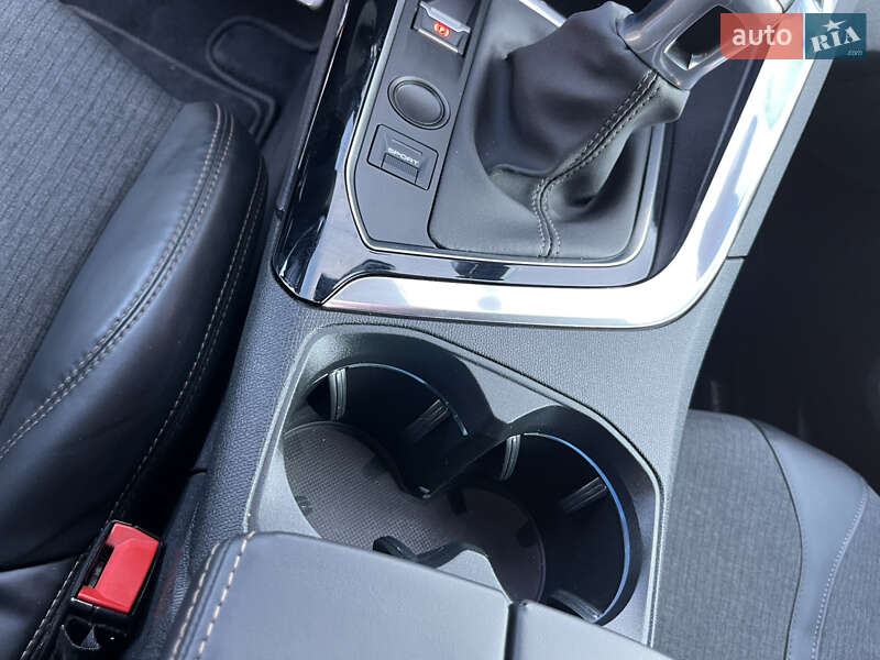 Позашляховик / Кросовер Peugeot 3008 2017 в Самборі