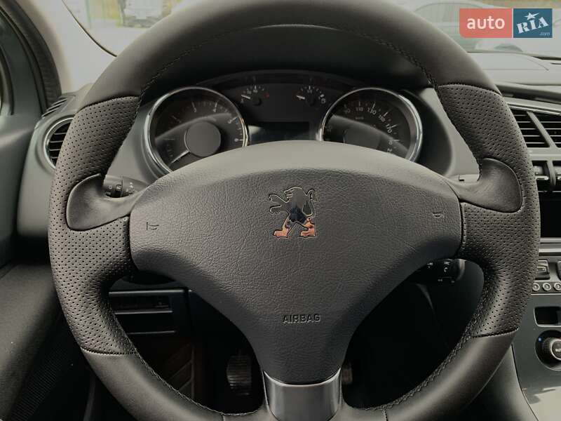 Позашляховик / Кросовер Peugeot 3008 2011 в Бердичеві