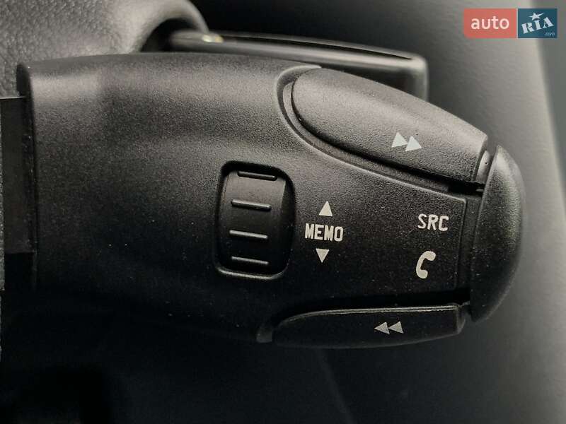 Позашляховик / Кросовер Peugeot 3008 2011 в Бердичеві