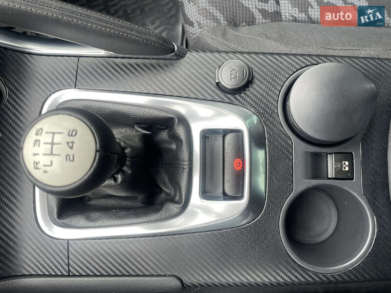 Внедорожник / Кроссовер Peugeot 3008 2012 в Луцке