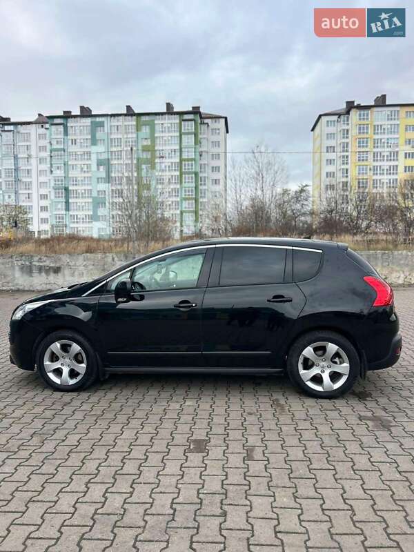 Внедорожник / Кроссовер Peugeot 3008 2011 в Ивано-Франковске