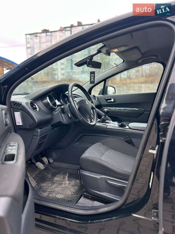 Внедорожник / Кроссовер Peugeot 3008 2011 в Ивано-Франковске