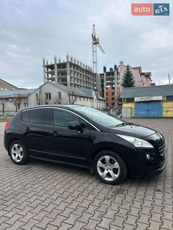 Внедорожник / Кроссовер Peugeot 3008 2011 в Ивано-Франковске