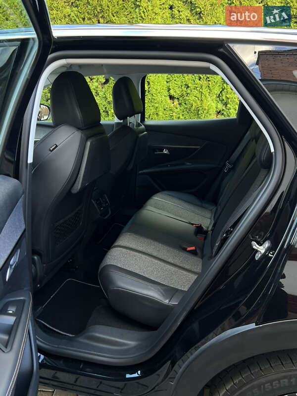 Позашляховик / Кросовер Peugeot 3008 2017 в Самборі