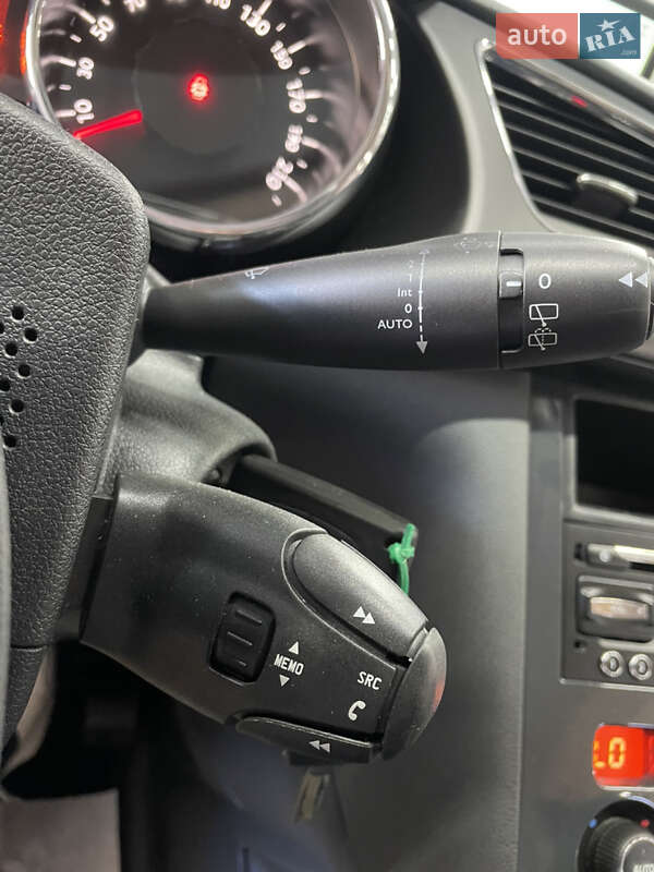 Внедорожник / Кроссовер Peugeot 3008 2014 в Стрые