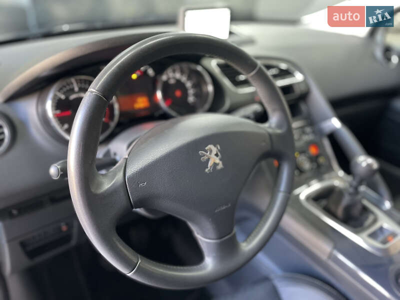 Внедорожник / Кроссовер Peugeot 3008 2014 в Стрые