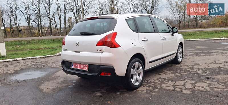 Внедорожник / Кроссовер Peugeot 3008 2012 в Новоархангельске