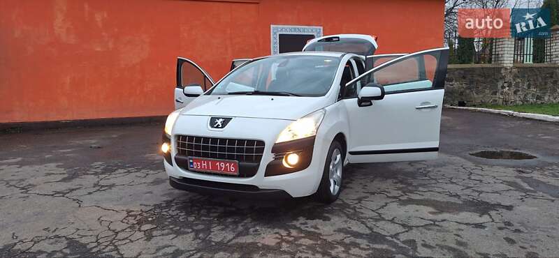 Внедорожник / Кроссовер Peugeot 3008 2012 в Новоархангельске