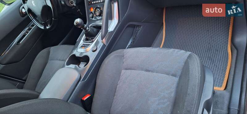 Внедорожник / Кроссовер Peugeot 3008 2012 в Новоархангельске