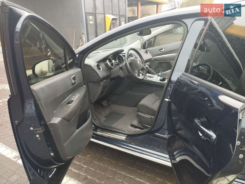Внедорожник / Кроссовер Peugeot 3008 2010 в Днепре