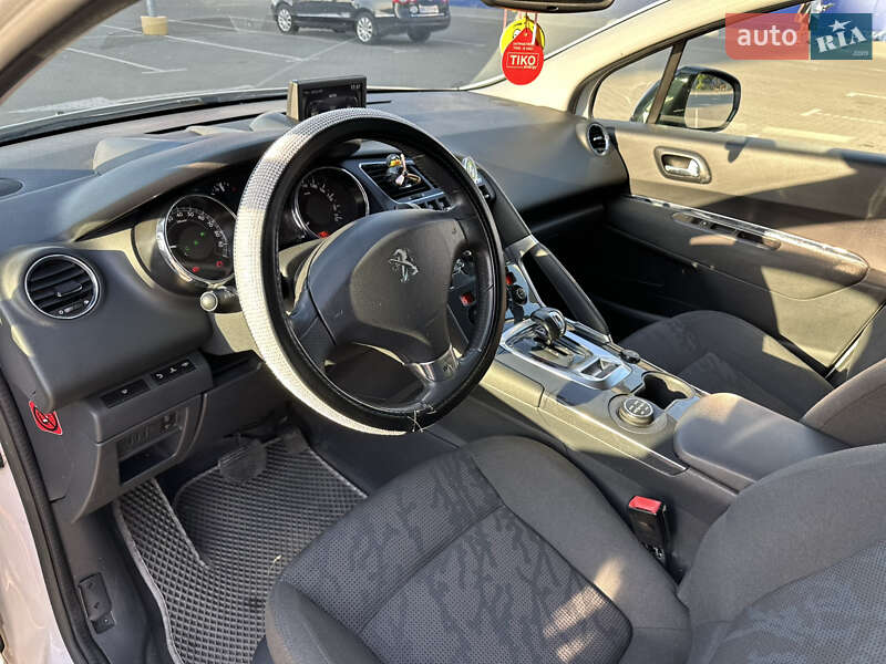 Позашляховик / Кросовер Peugeot 3008 2013 в Шептицькому