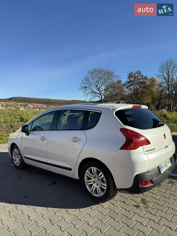 Внедорожник / Кроссовер Peugeot 3008 2011 в Тернополе