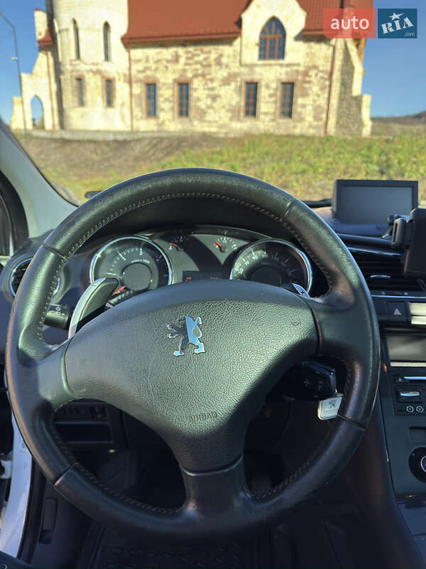 Внедорожник / Кроссовер Peugeot 3008 2011 в Тернополе