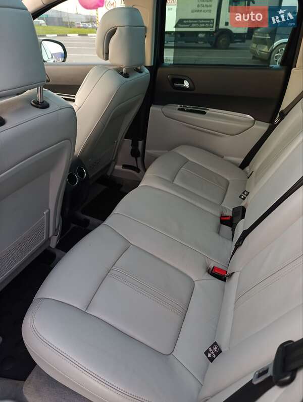 Позашляховик / Кросовер Peugeot 3008 2010 в Рівному