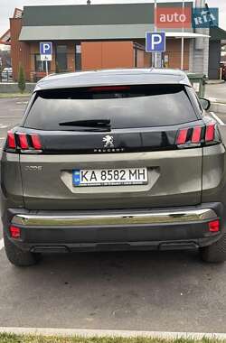 Внедорожник / Кроссовер Peugeot 3008 2019 в Киеве