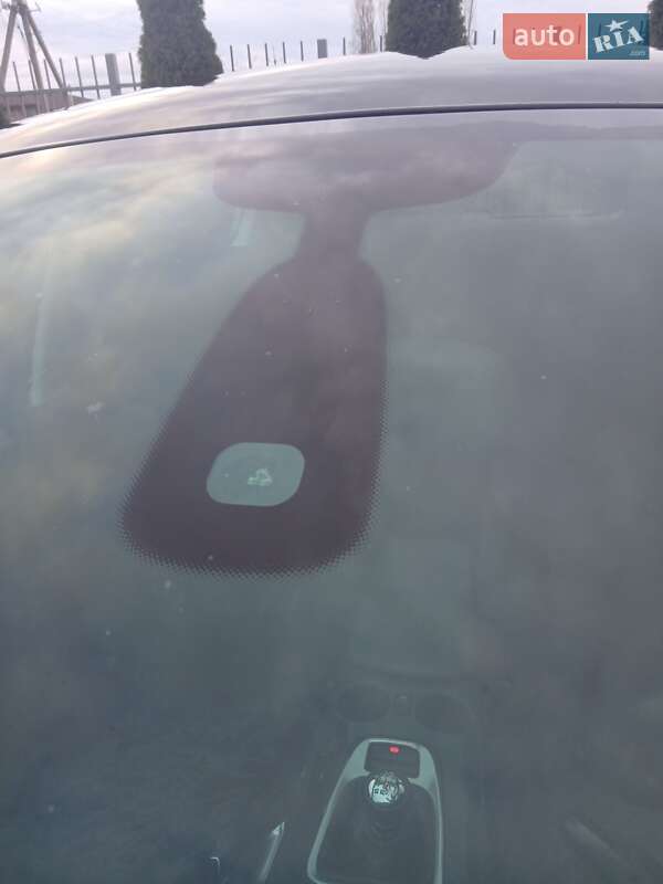 Внедорожник / Кроссовер Peugeot 3008 2010 в Сарнах