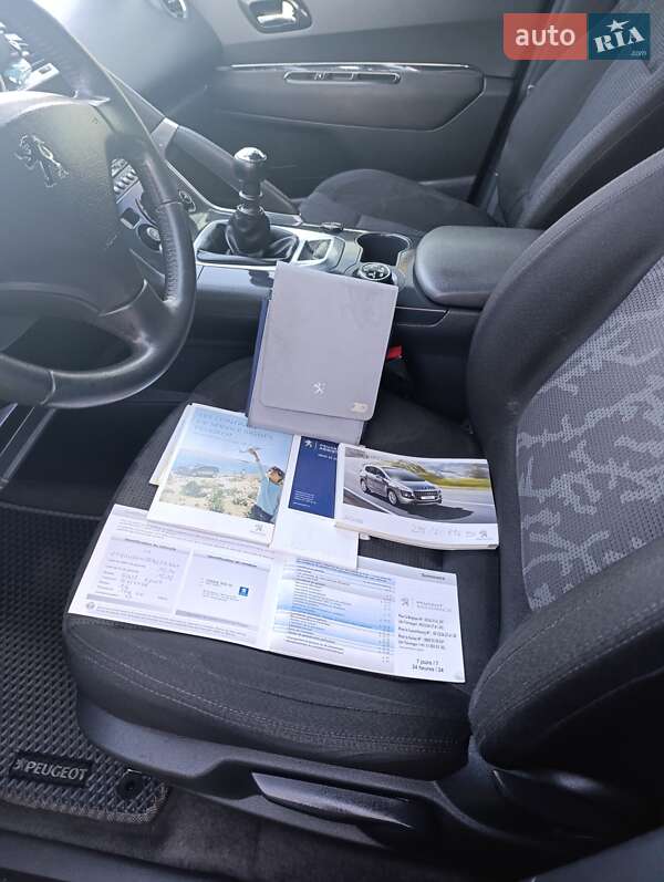 Позашляховик / Кросовер Peugeot 3008 2010 в Трускавці