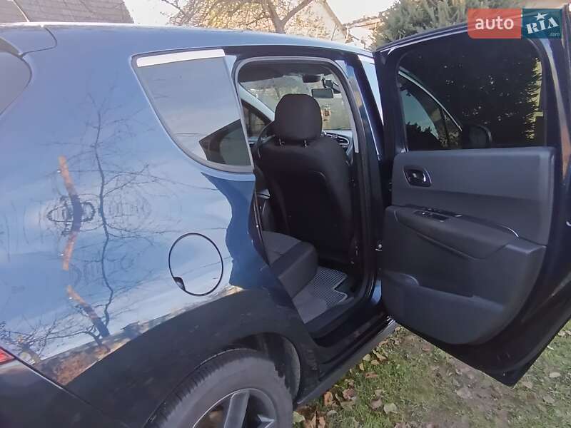 Позашляховик / Кросовер Peugeot 3008 2010 в Трускавці