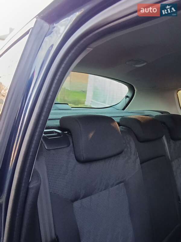 Позашляховик / Кросовер Peugeot 3008 2010 в Трускавці