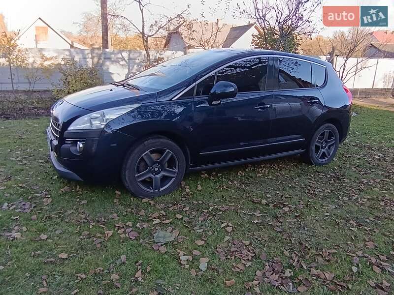 Позашляховик / Кросовер Peugeot 3008 2010 в Трускавці