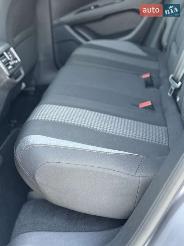 Внедорожник / Кроссовер Peugeot 3008 2019 в Ровно