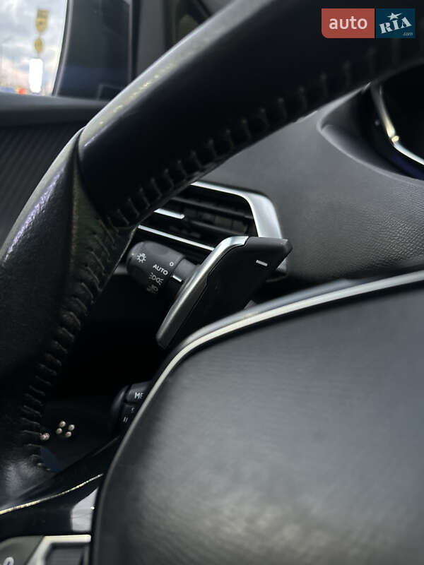 Внедорожник / Кроссовер Peugeot 3008 2020 в Киеве