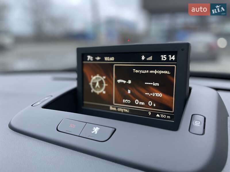 Внедорожник / Кроссовер Peugeot 3008 2015 в Сумах