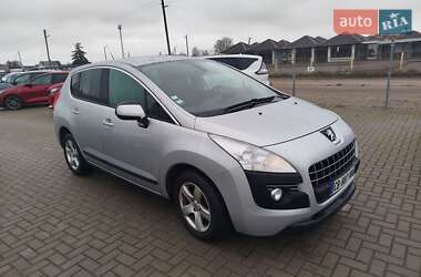 Позашляховик / Кросовер Peugeot 3008 2012 в Рівному