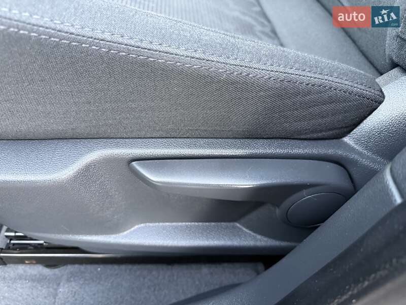 Внедорожник / Кроссовер Peugeot 3008 2013 в Стрые