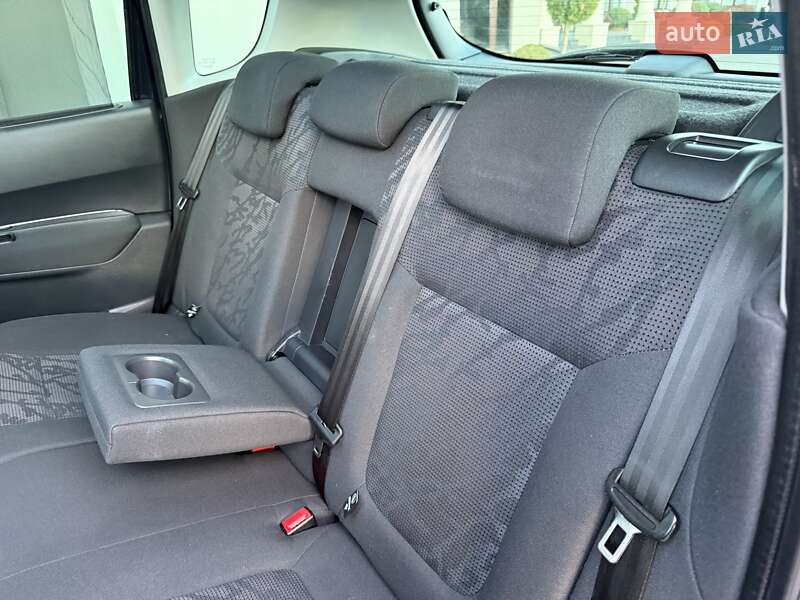 Внедорожник / Кроссовер Peugeot 3008 2013 в Стрые