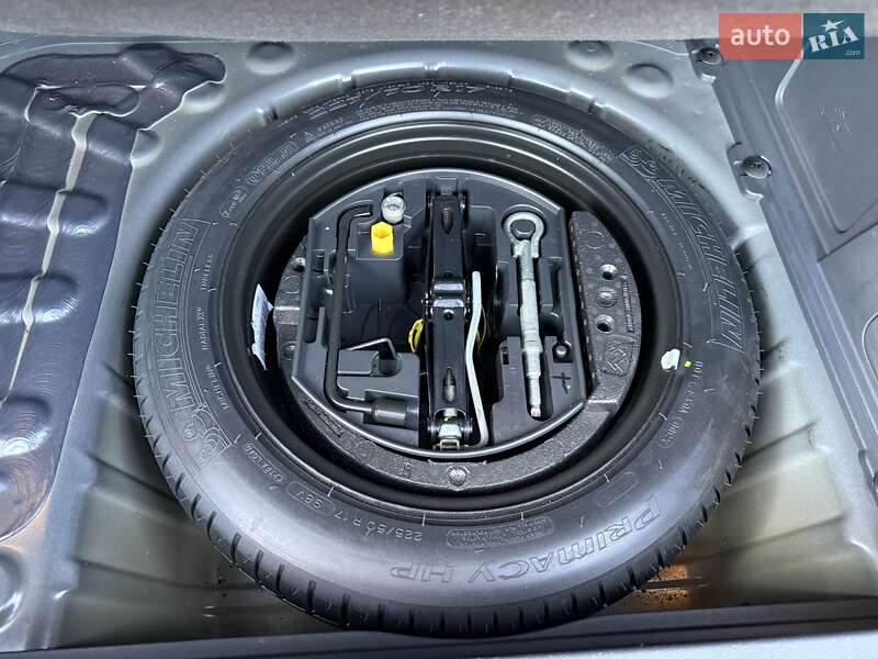 Внедорожник / Кроссовер Peugeot 3008 2013 в Стрые