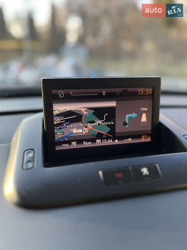 Позашляховик / Кросовер Peugeot 3008 2010 в Дубні