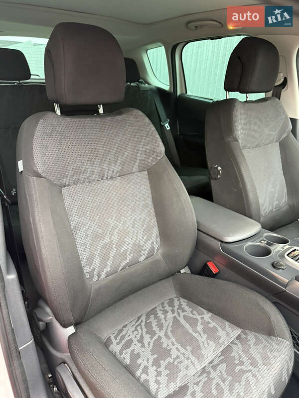 Внедорожник / Кроссовер Peugeot 3008 2010 в Тернополе