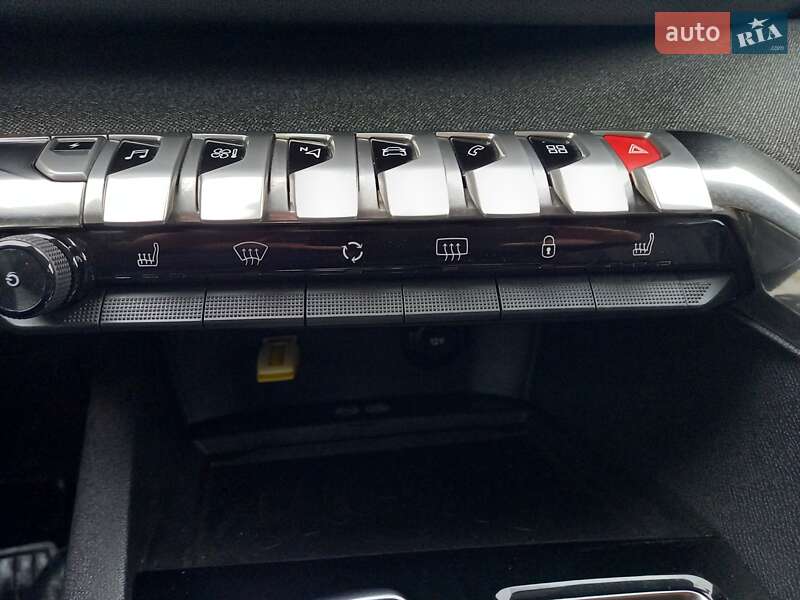 Внедорожник / Кроссовер Peugeot 3008 2020 в Черновцах