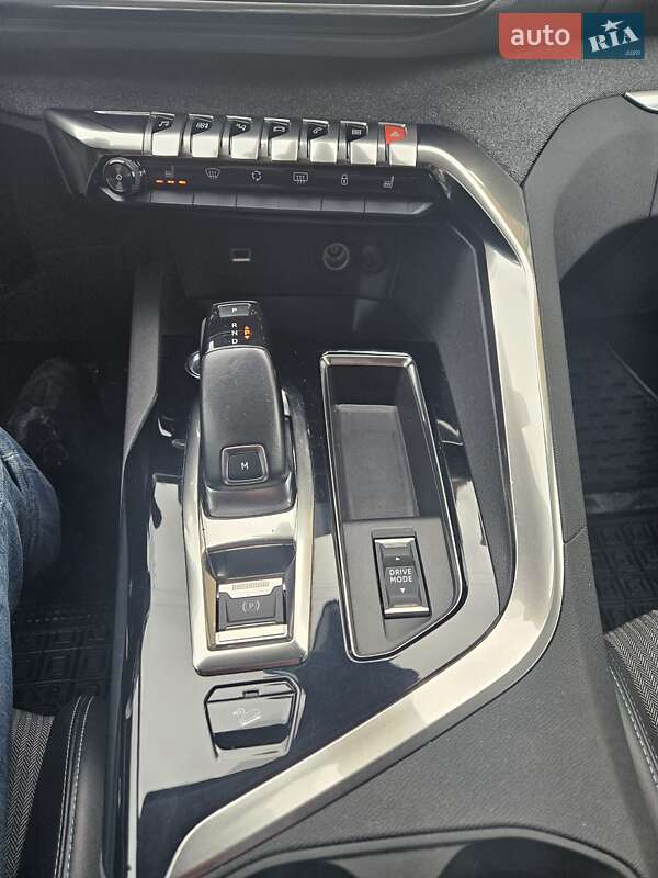 Позашляховик / Кросовер Peugeot 3008 2021 в Києві