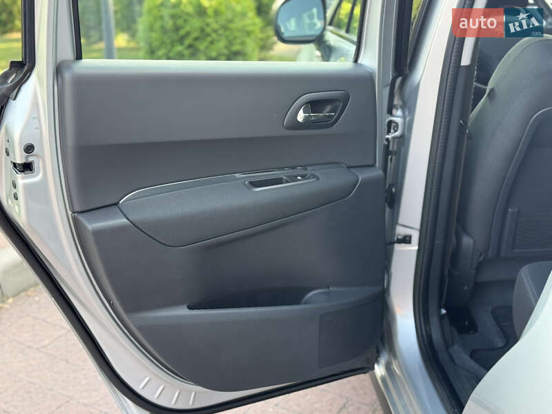 Внедорожник / Кроссовер Peugeot 3008 2014 в Стрые