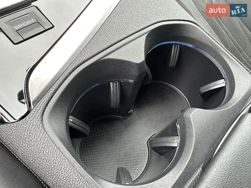 Внедорожник / Кроссовер Peugeot 3008 2019 в Луцке