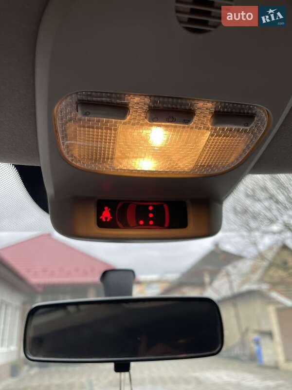 Внедорожник / Кроссовер Peugeot 3008 2010 в Мукачево фото 31 Внедорожник / Кроссовер Peugeot 3008 2010 в Мукачево