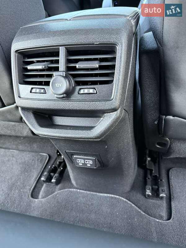 Внедорожник / Кроссовер Peugeot 3008 2021 в Дубно